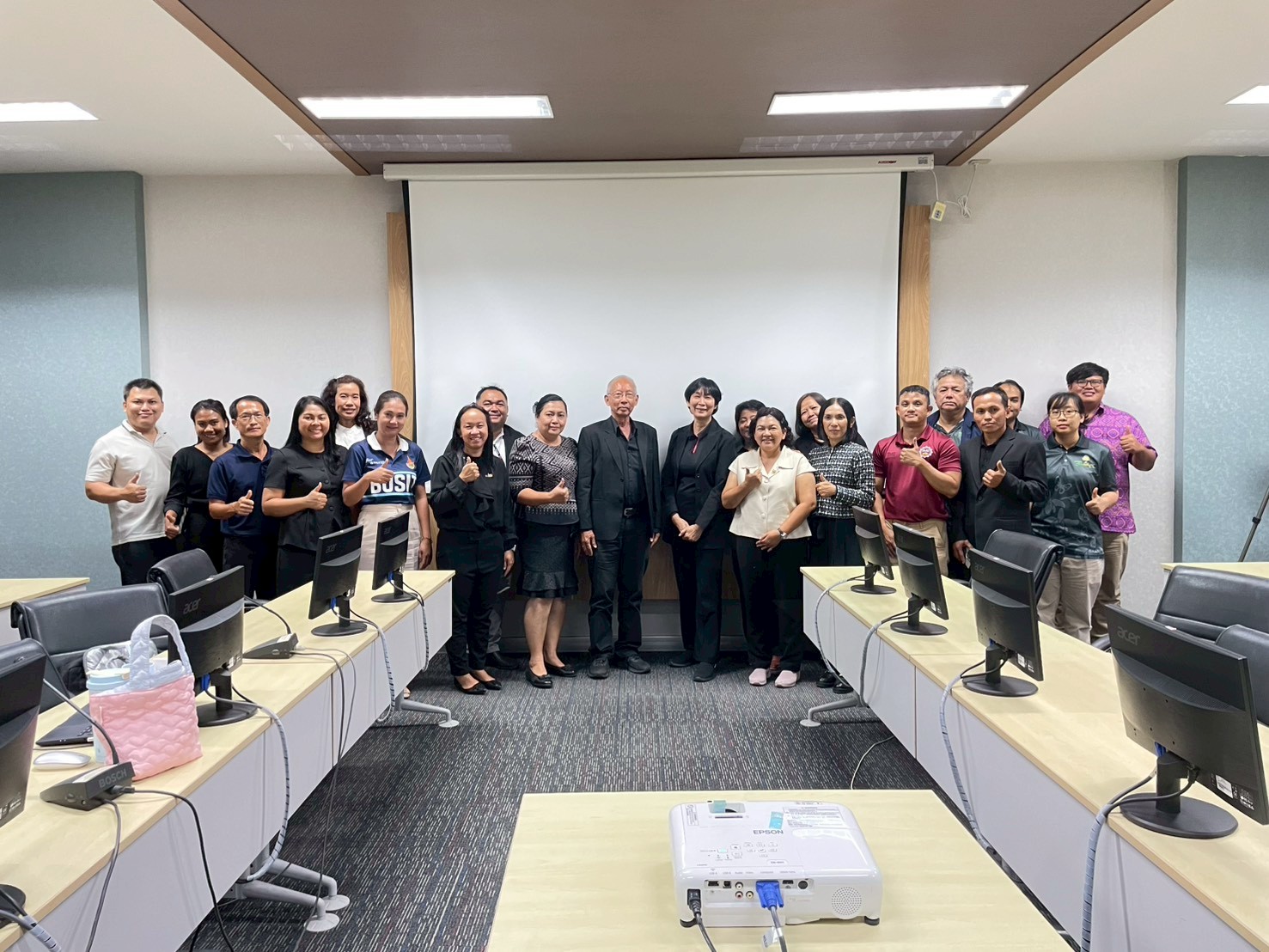 โครงการประชุมเชิงปฏิบัติการโครงการอนุรักษ์พันธุกรรมพืชอันเนื่องมาจากพระราชดำริฯ กิจกรรมที่ 2 ปรับปรุงแผนปฏิบัติงาน โครงการอนุรักษ์พันธุกรรมพืชอันเนื่องมาจากพระราชดำริฯ
