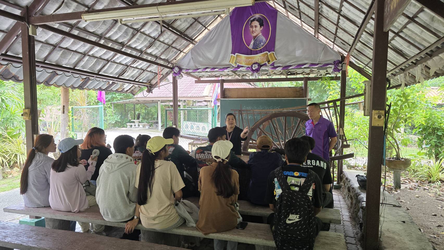 โครงการส่งเสริมความรู้และการจัดทำคาร์บอนฟุตพริ้นท์สำหรับนักศึกษา เพื่อการพัฒนาอย่างยั่งยืน